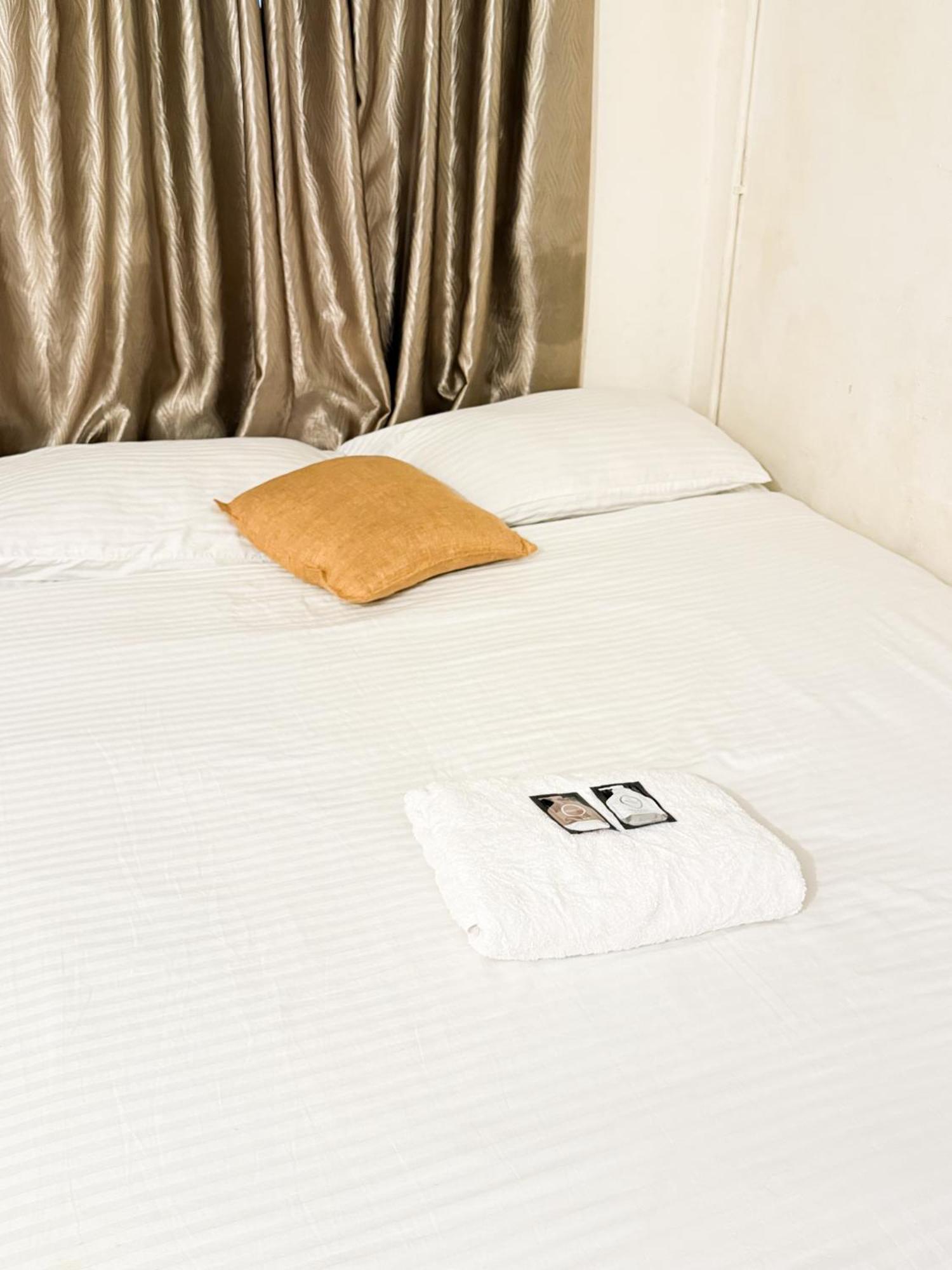 Tonight Hotel George Town Exterior foto
